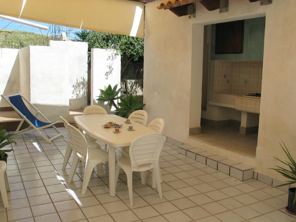 La Torretta Villa Favignana Phòng bức ảnh